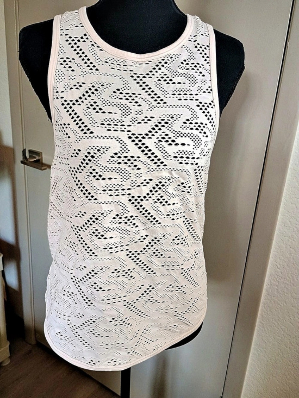 Betsey Johnson Lace Tank Top in Pink Like New